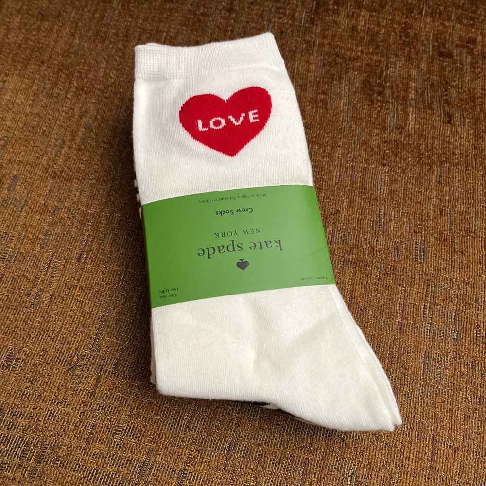 Kate Spade Valentine’s hearts Socks Set of 3 NWT